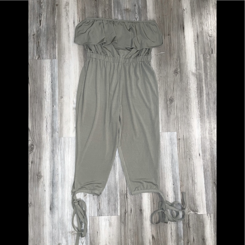 Fashion Nova Navy Green TUBE Top Jumpsuit (Medium)